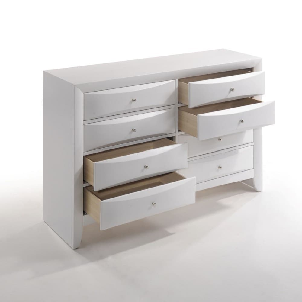 Dresser 4