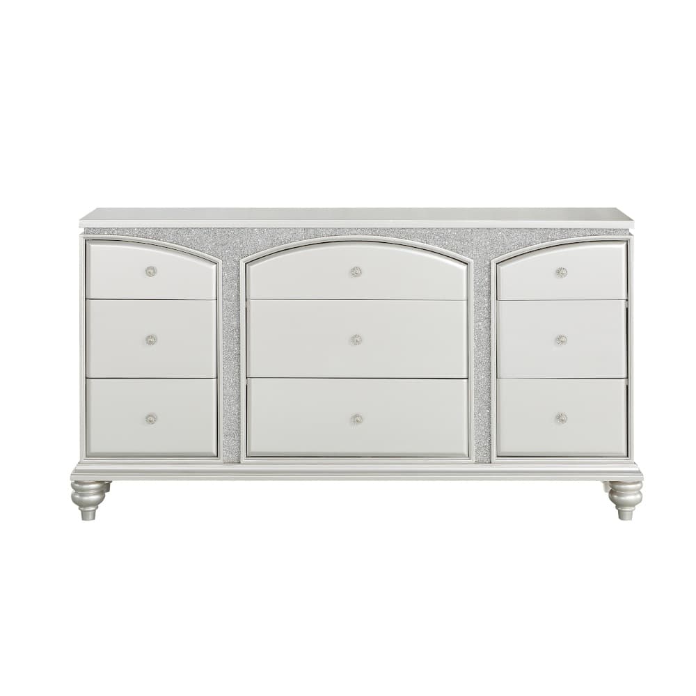 Dresser 3
