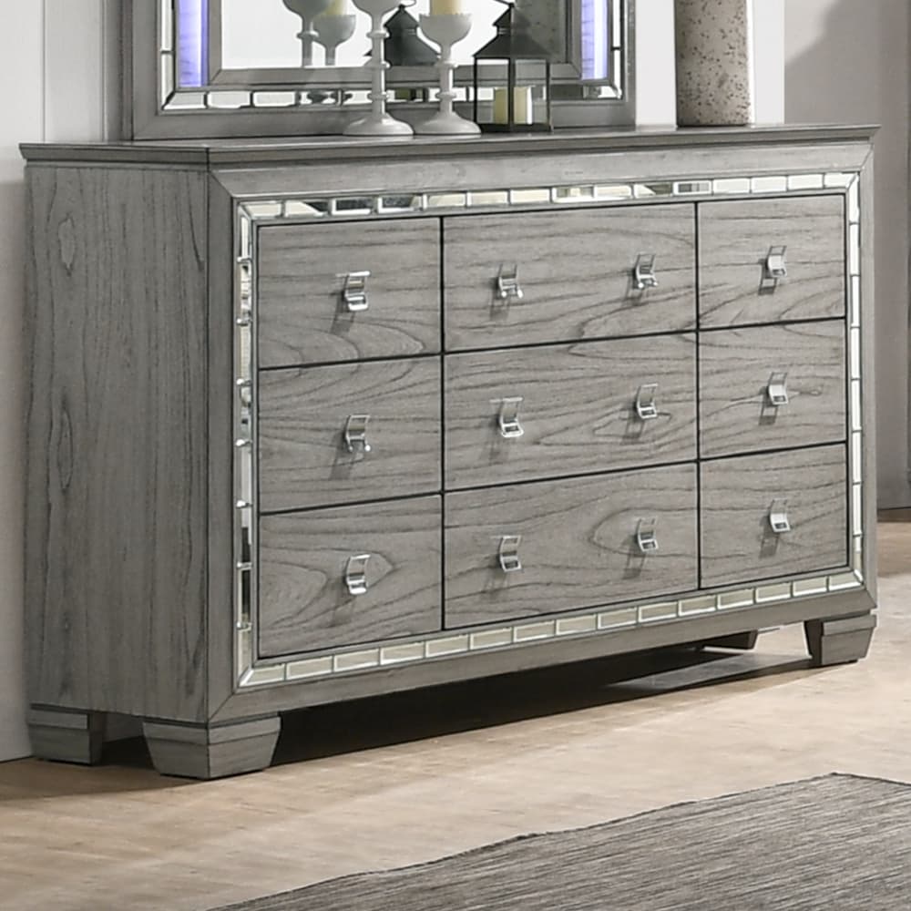Dresser 1