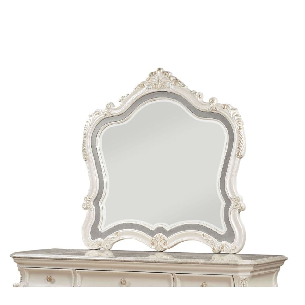 The Chantelle Mirror will bring a luxurious feel to your bedroom. The wooden construction has a sturdy, highquality feel, and the slightly shimmery finishes have an opulent look that matches other items in the Chantelle collection for easy coordination.