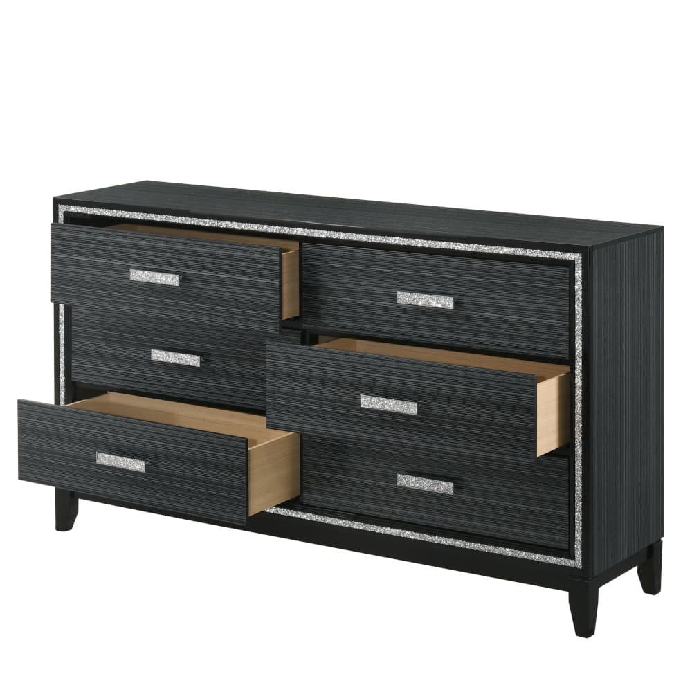Dresser 4