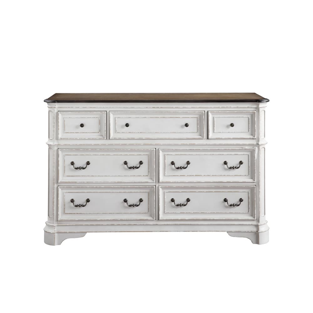 Dresser 3