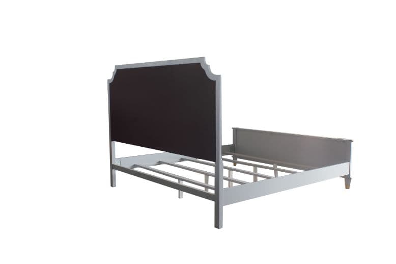 Queen Bed 4