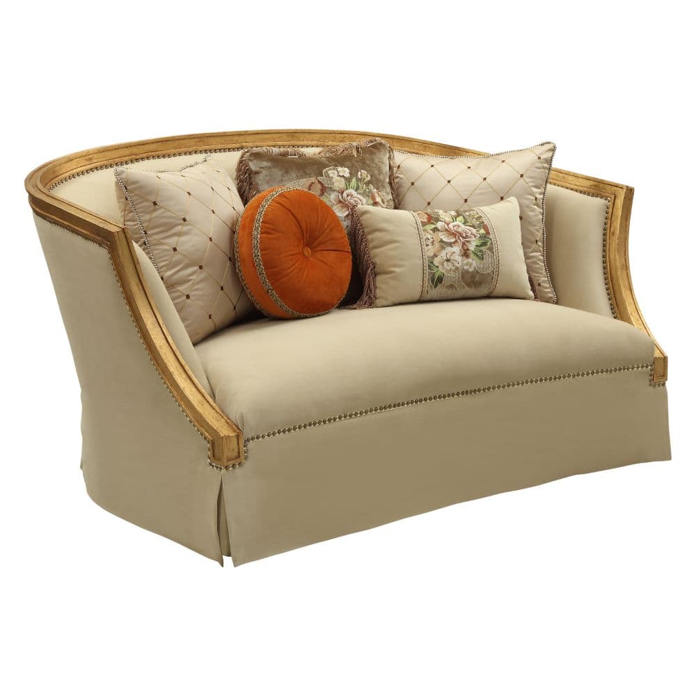 Loveseat W/5 Pillows