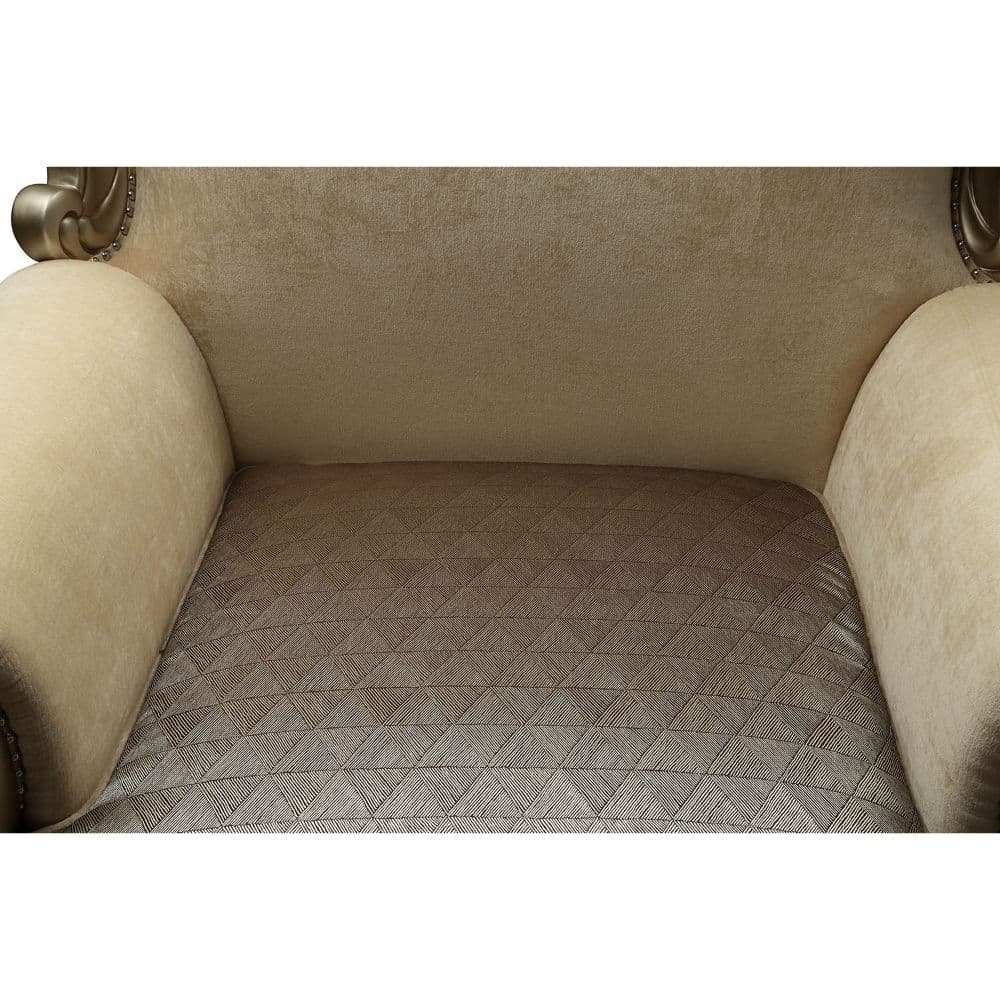 Chair W/2 Pillows 5