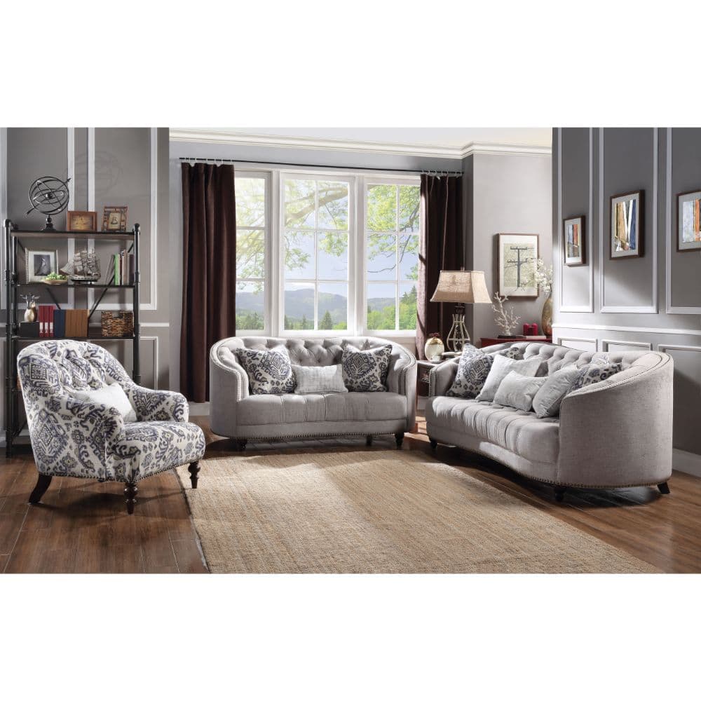 Loveseat W/3 Pillows