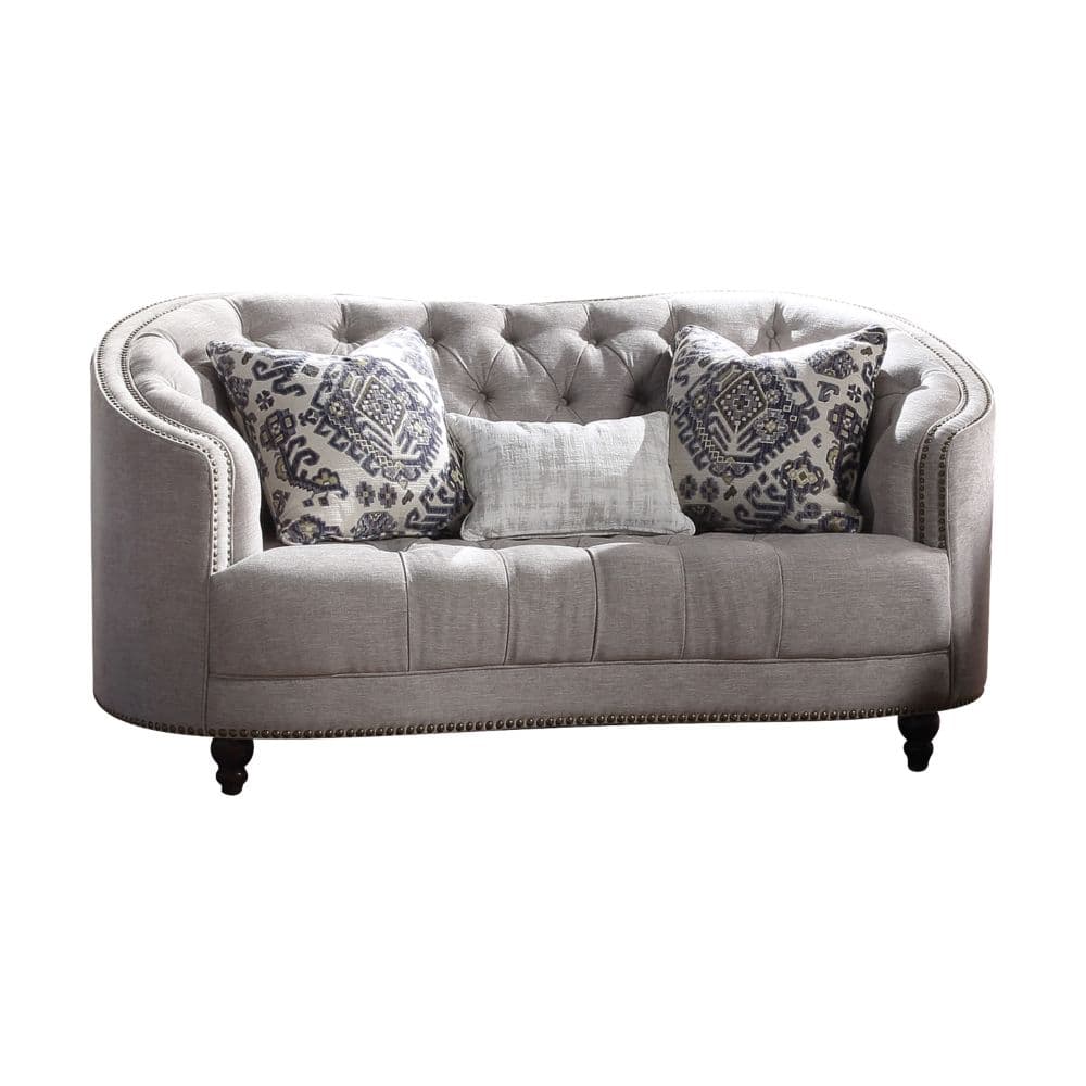 Loveseat W/3 Pillows 2