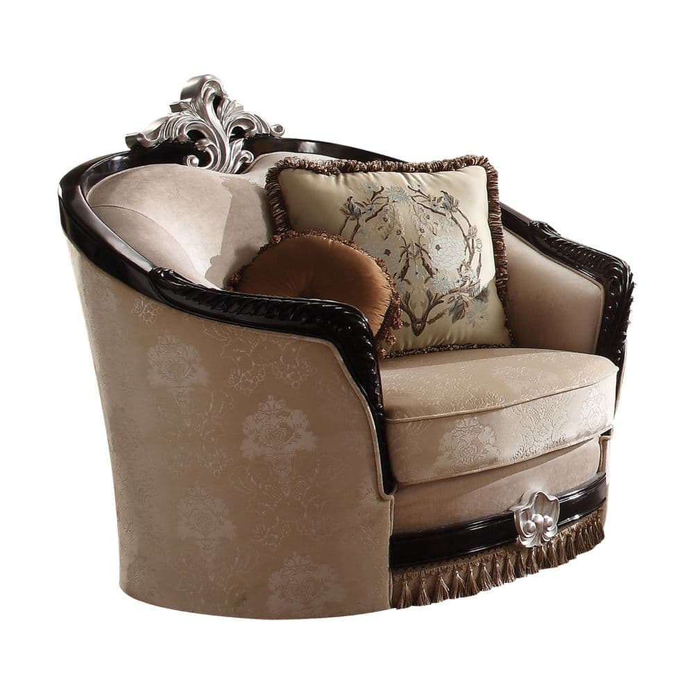 Chair W/2 Pillows