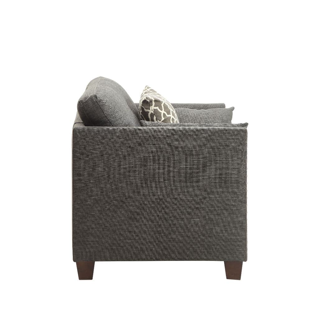 Chair W/3 Pillows 3