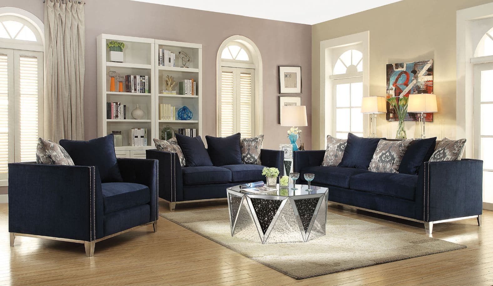 Sofa W/5 Pillows