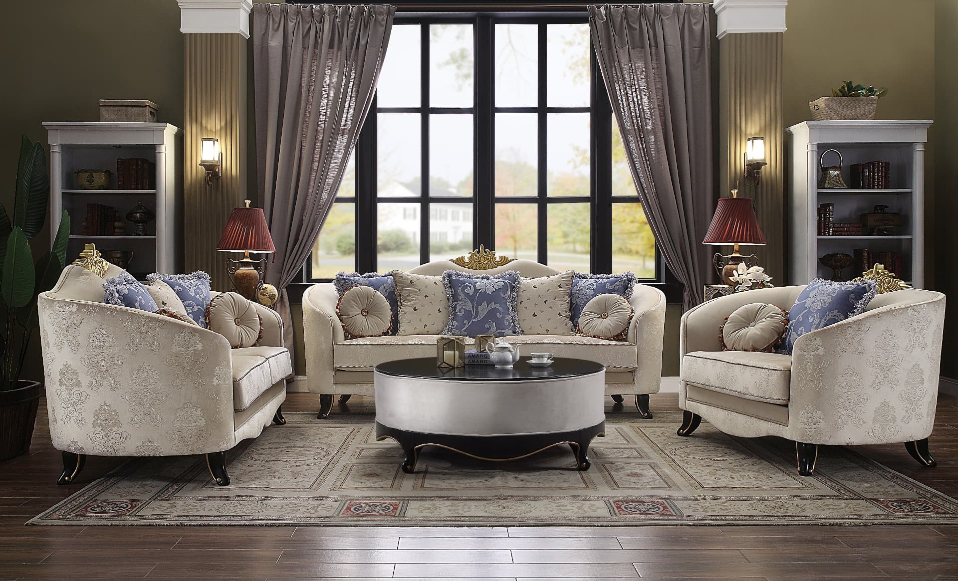 Loveseat W/5 Pillows 2