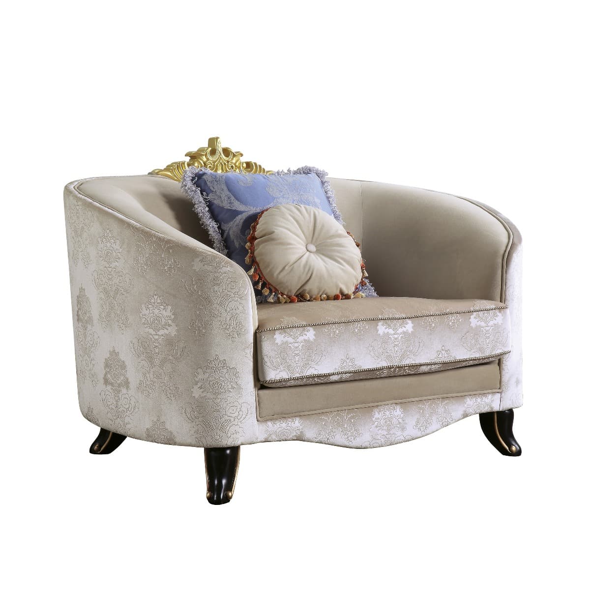 Chair W/2 Pillows