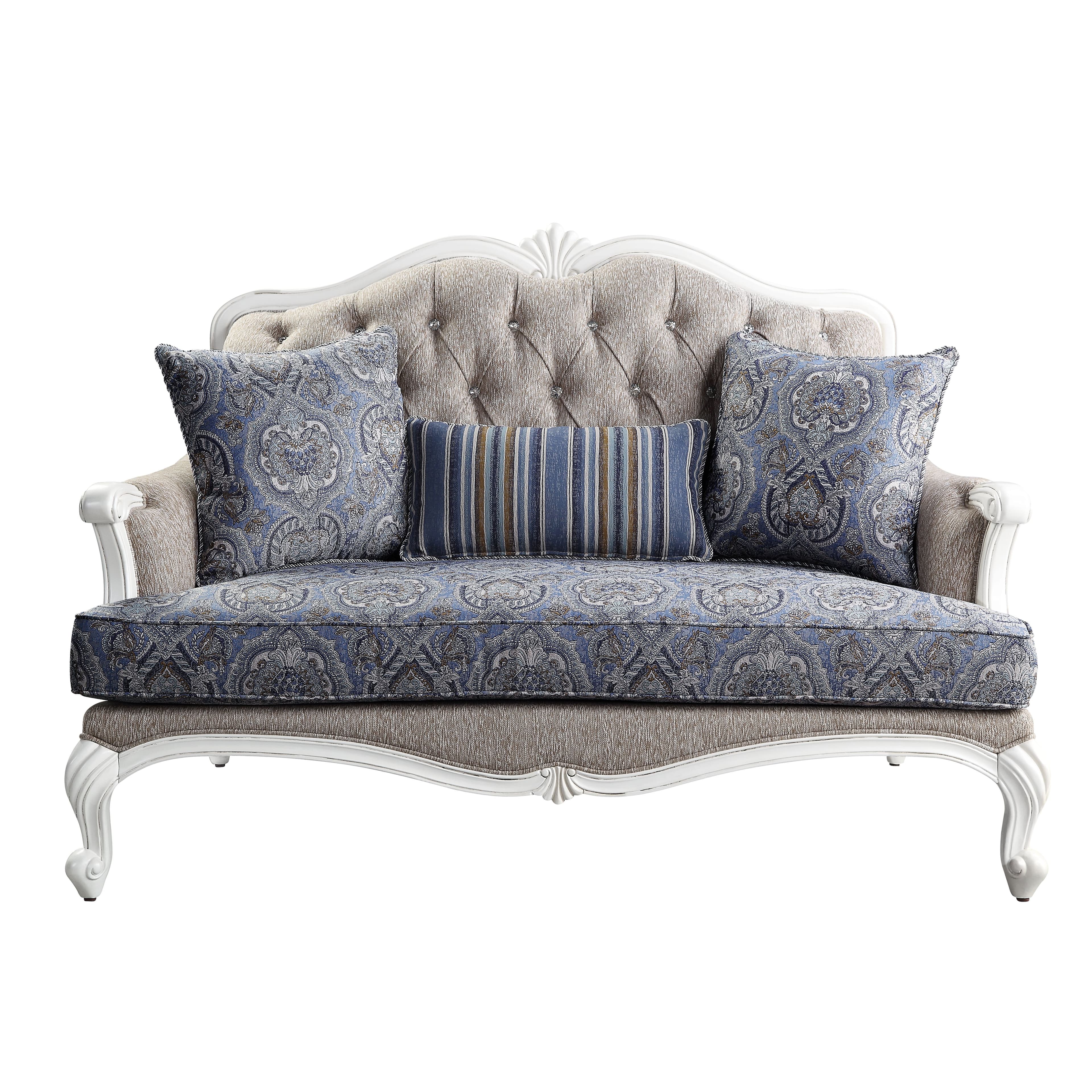 Loveseat W/3 Pillows 3