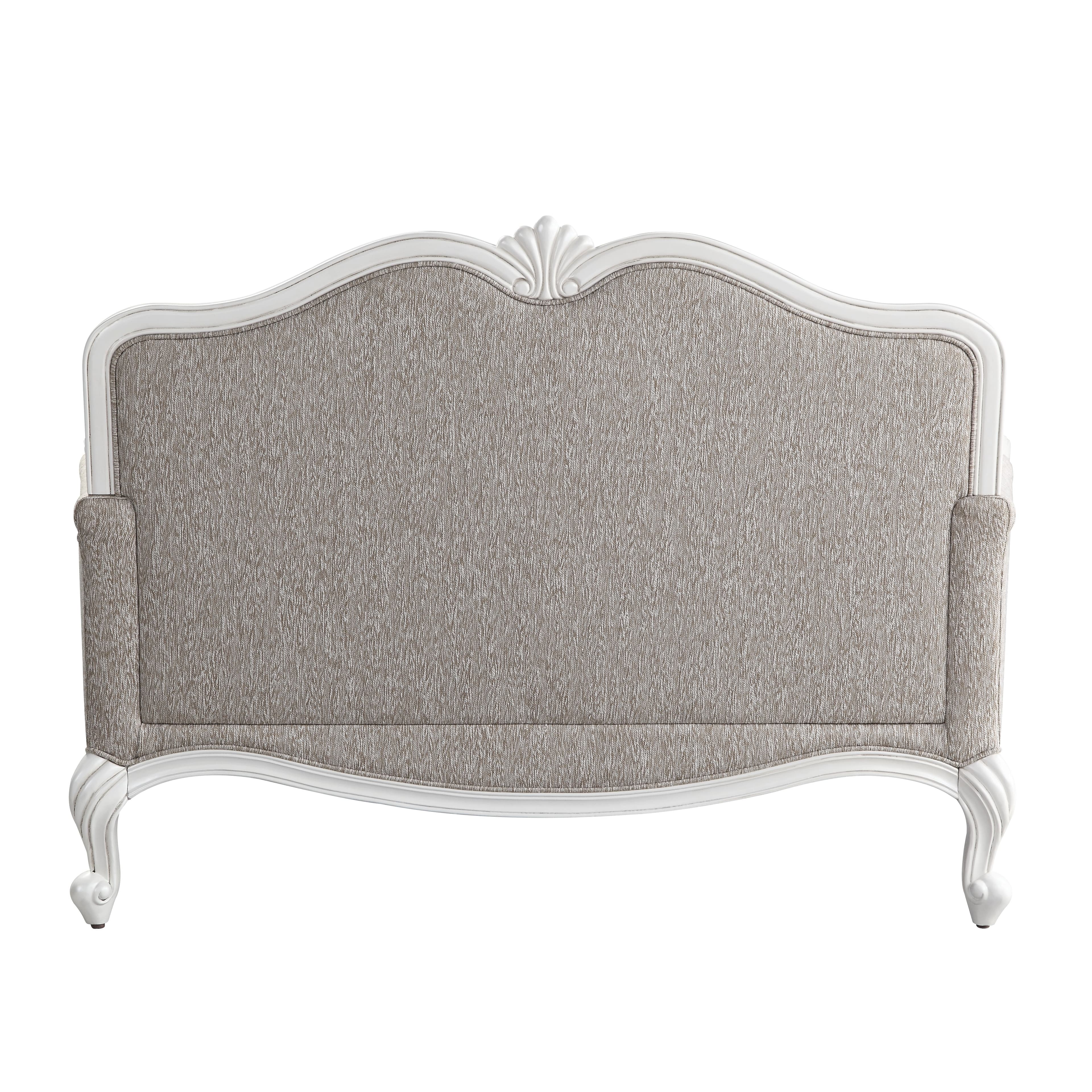 Loveseat W/3 Pillows 5