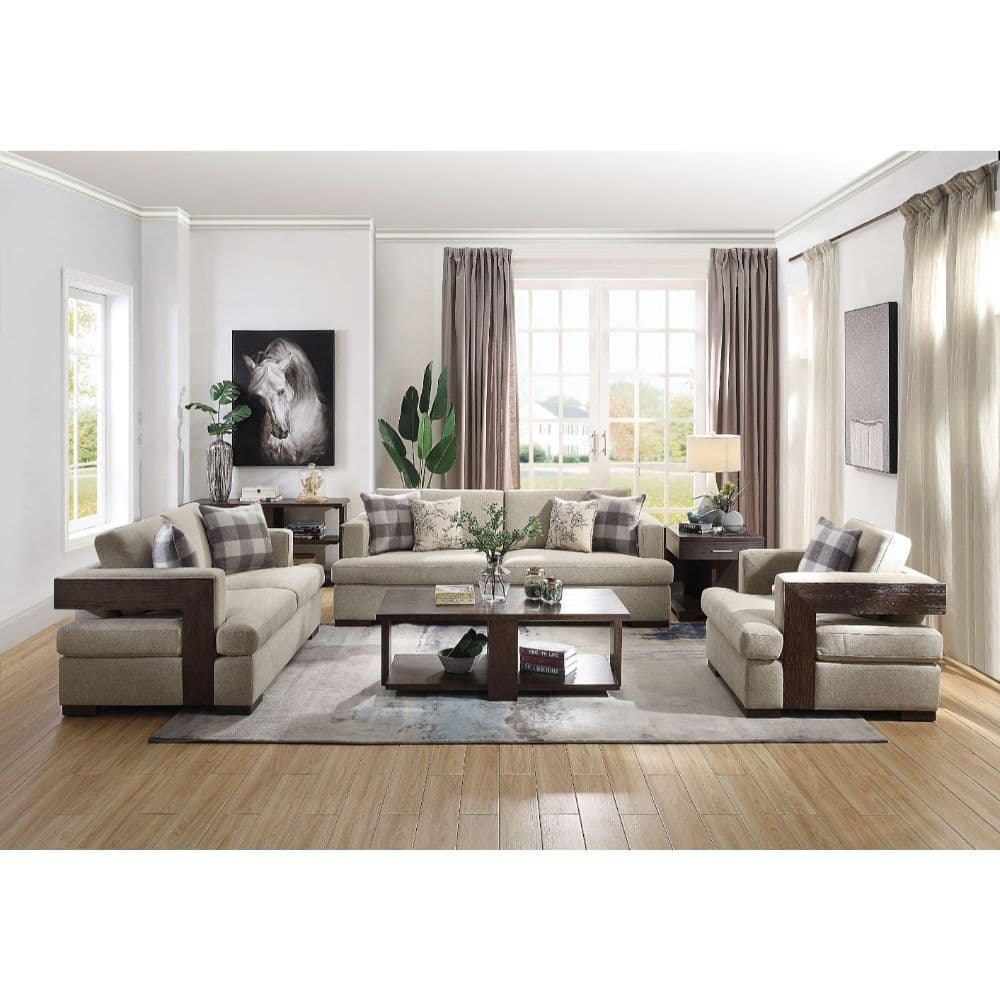 Sofa W/4 Pillows 2