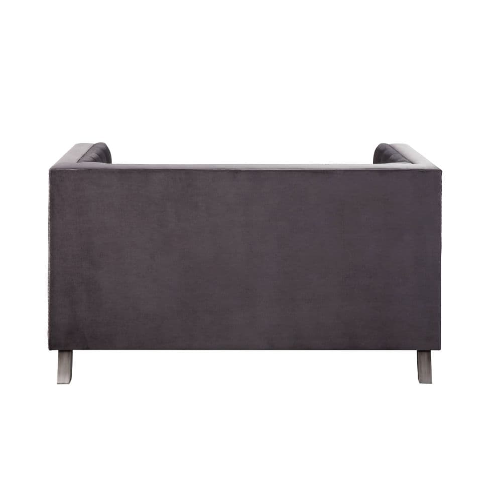 Loveseat W/2 Pillows 4