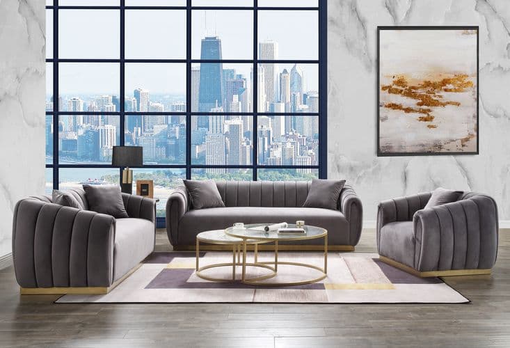 Loveseat W/2 Pillows 5