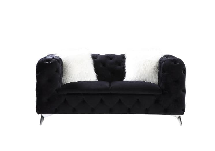 Loveseat W/2 Pillows 3