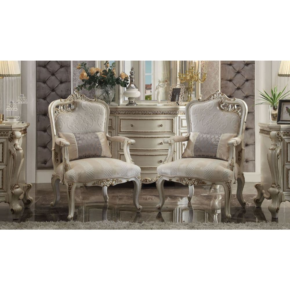 Chair W/Pillow (LF Leaf)