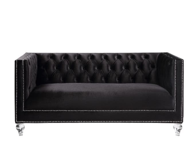 Loveseat W/2 Pillows 4