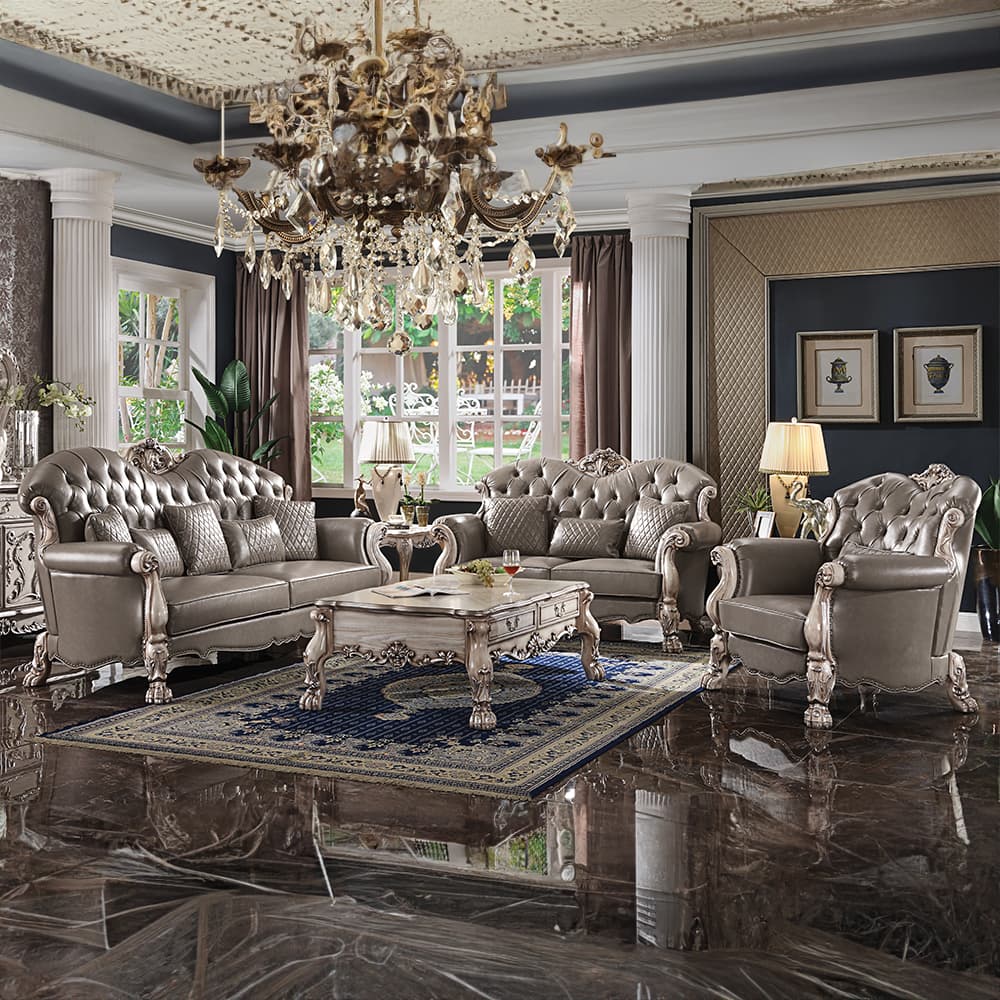 Loveseat W/3 Pillows 9