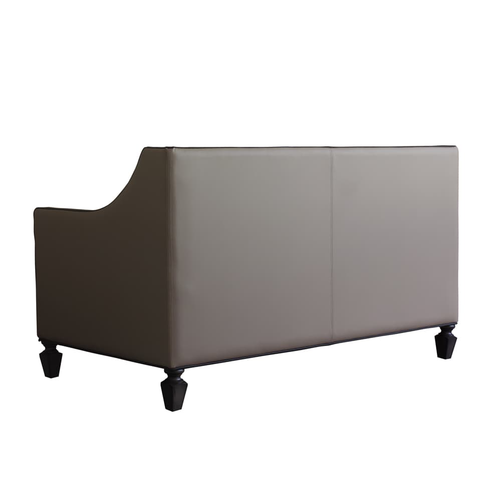 Loveseat W/3 Pillows 14