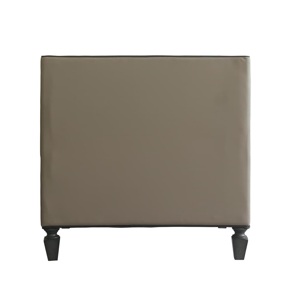 Chair W/Pillow 5