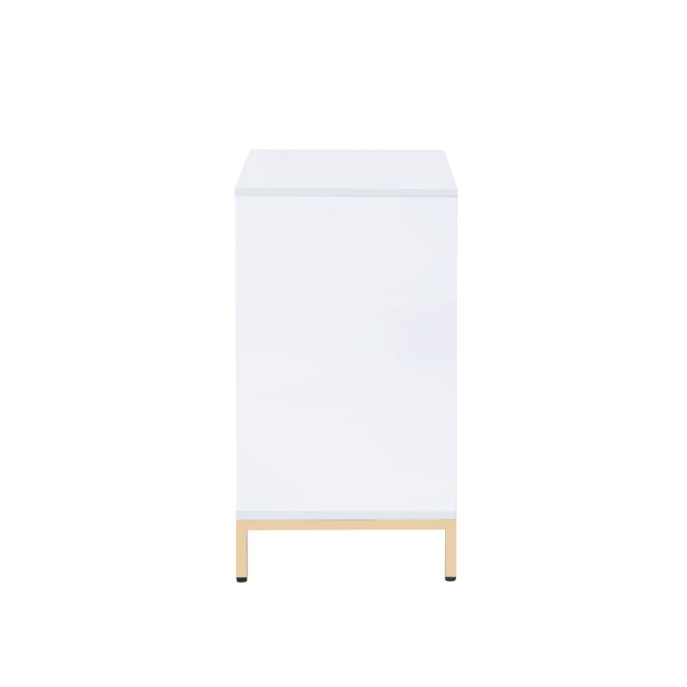 Cabinet 4