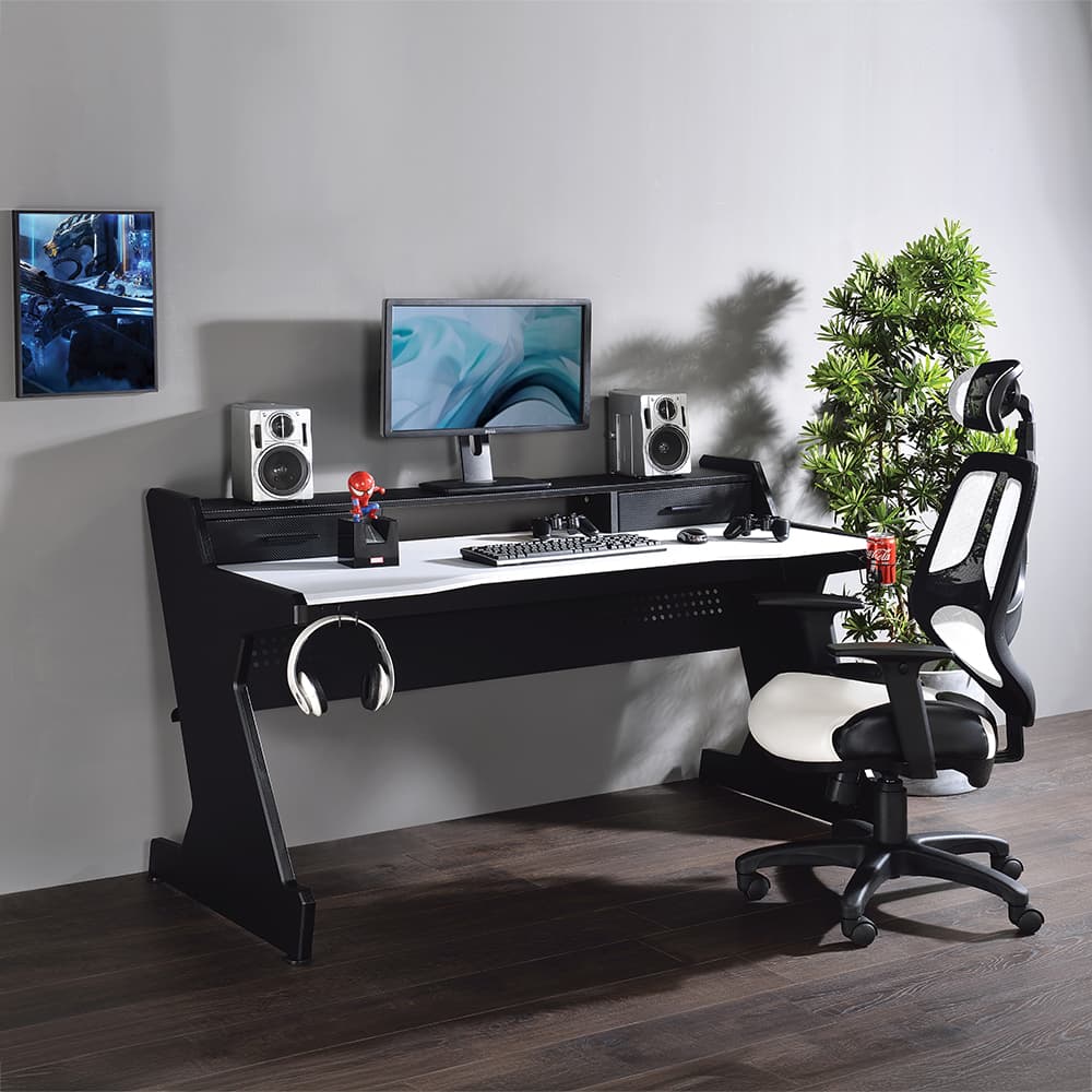 Gaming Desk 6