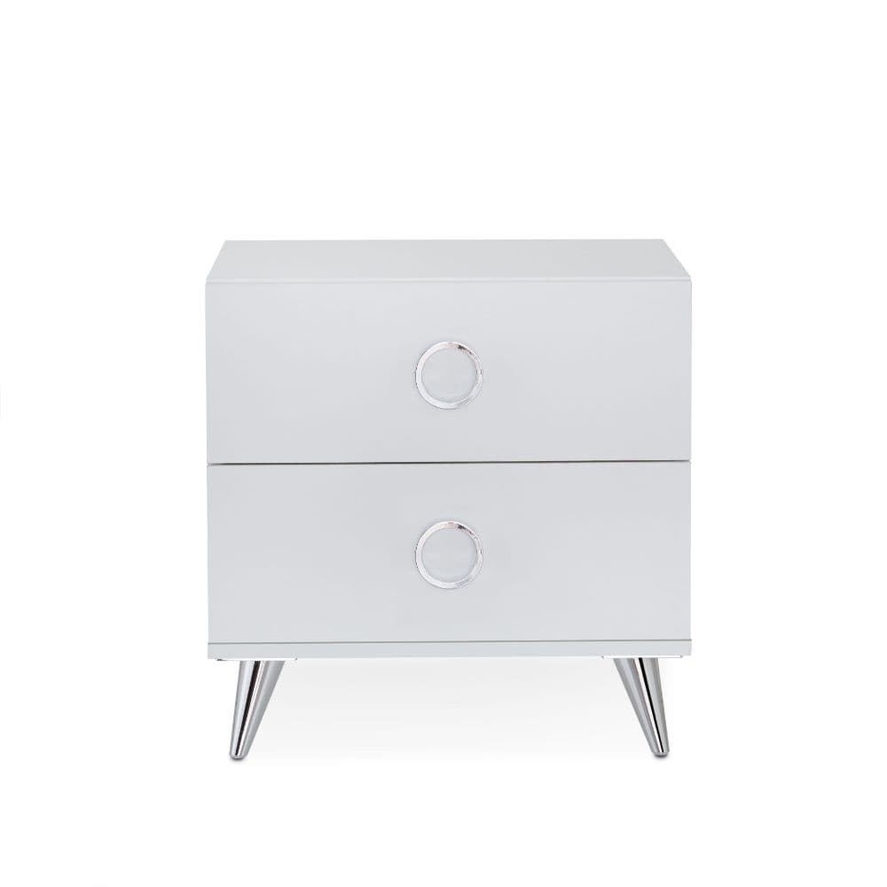 Accent Table 4