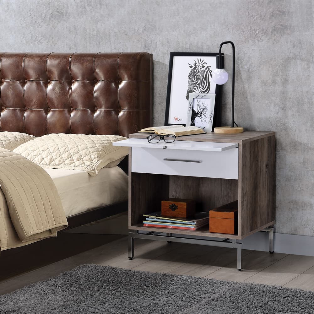 The Cistus accent table will add a contemporary touch to any room in your home. It features wooden frame, rectangular table top in Gray oak finish and a pull tray in white finish at the front to extend the surface space for resting books and glasses. Furthermore, with 1 storage drawer and open storage compartment, storage place is easier to utilize and keep things organized.