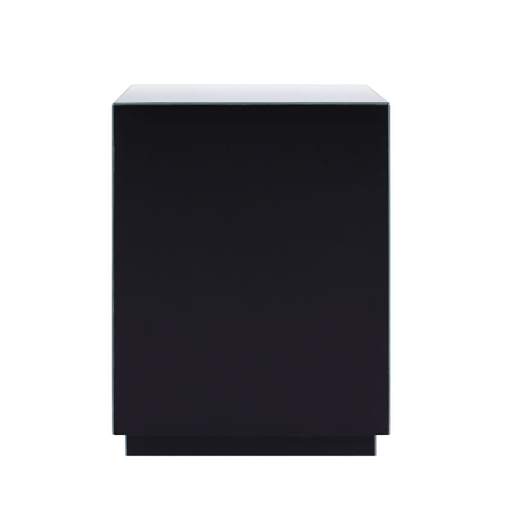 Accent Table 4