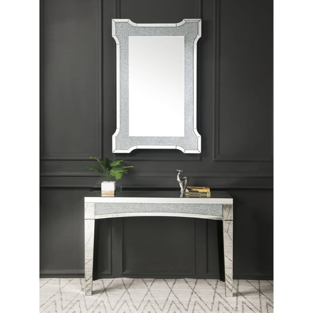 Accent Mirror 3