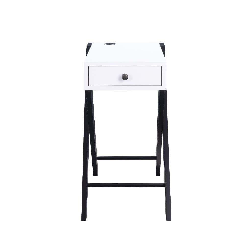 Accent Table W/USB Port 2