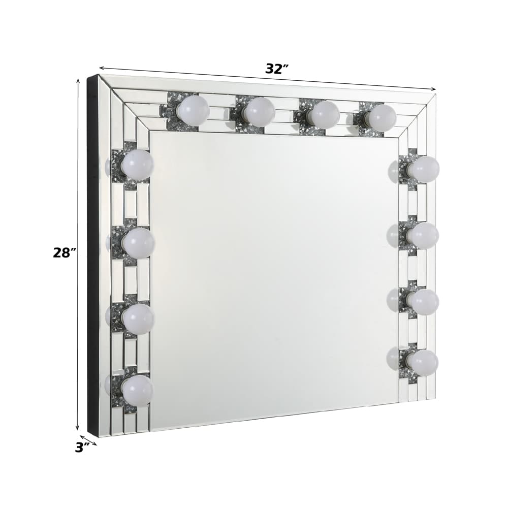 Accent Mirror 7