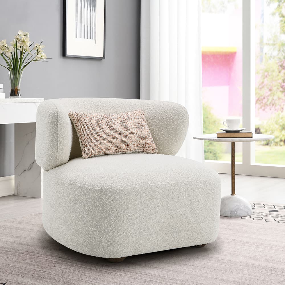 Accent Chair W/Pillow