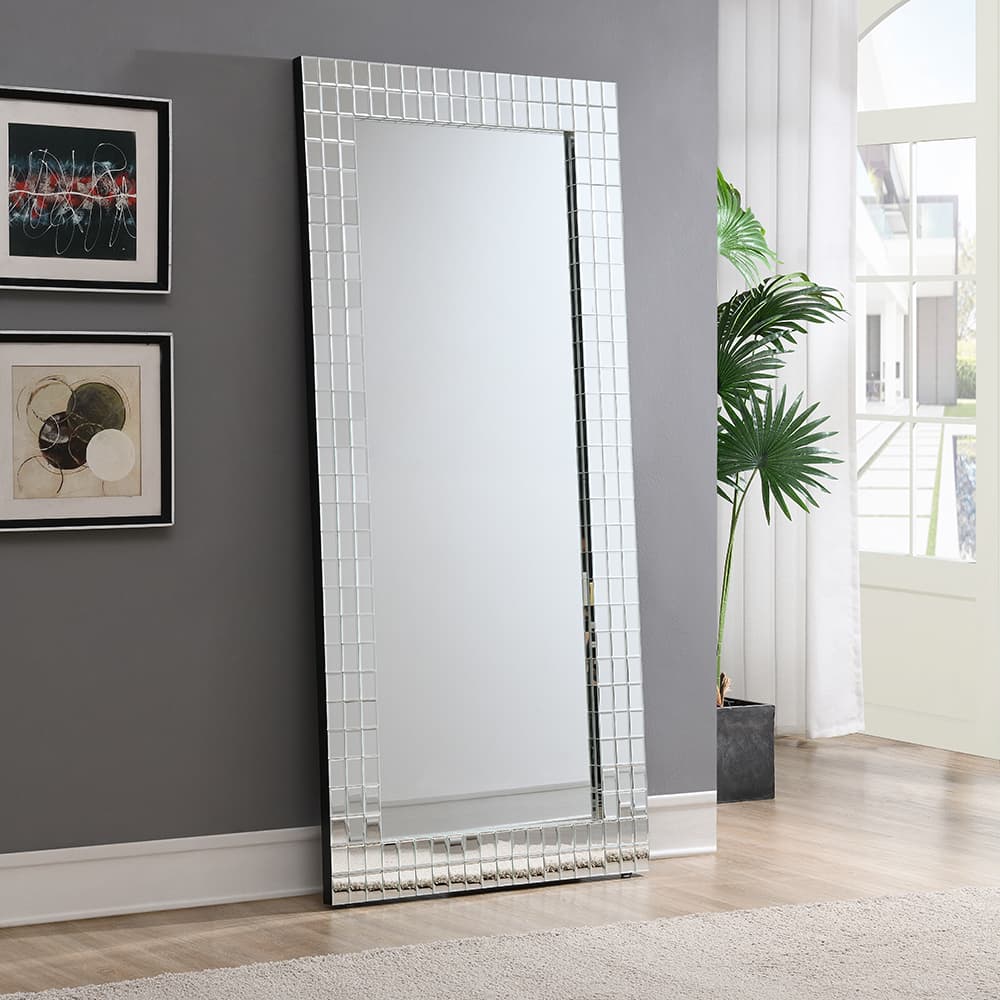Accent Mirror