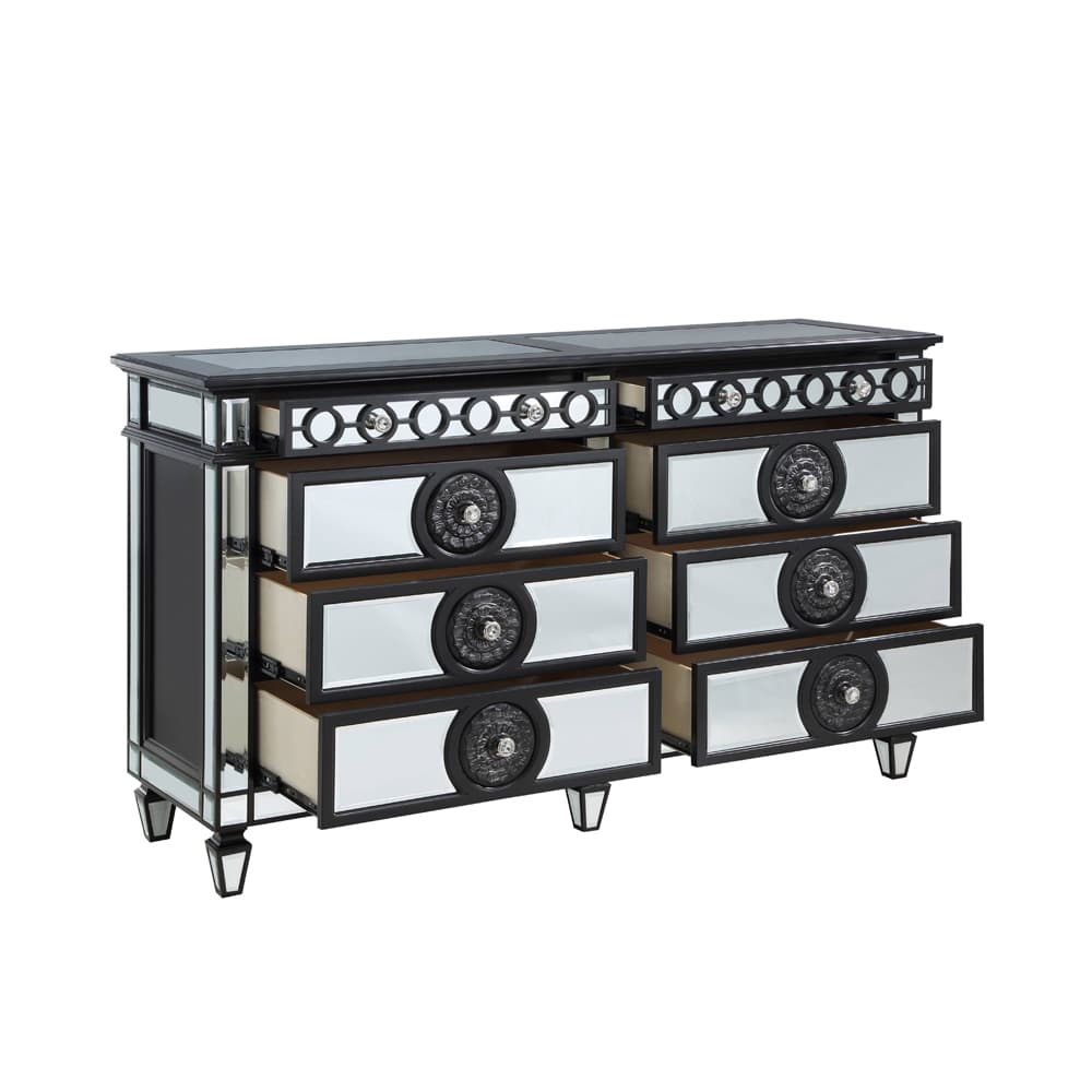 Dresser 3