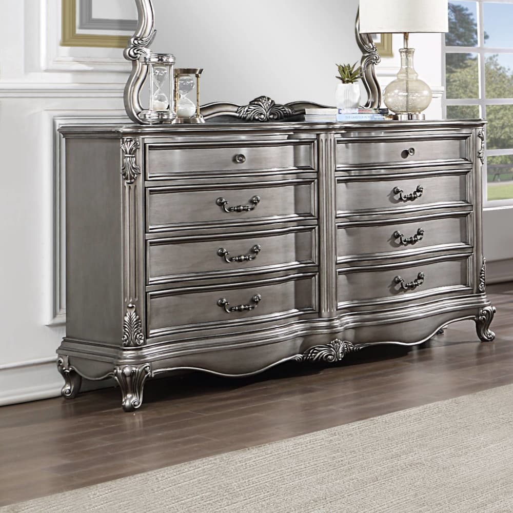 Dresser 5