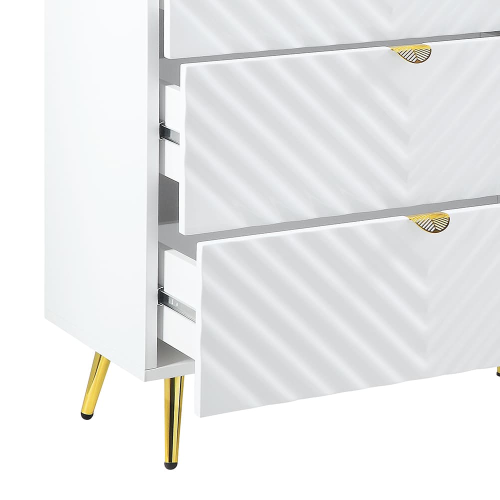 Dresser 5