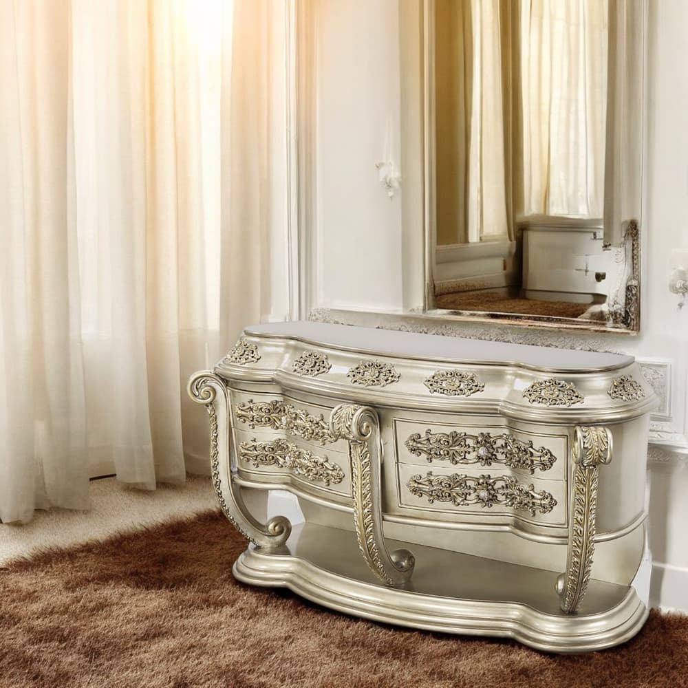 Dresser 7