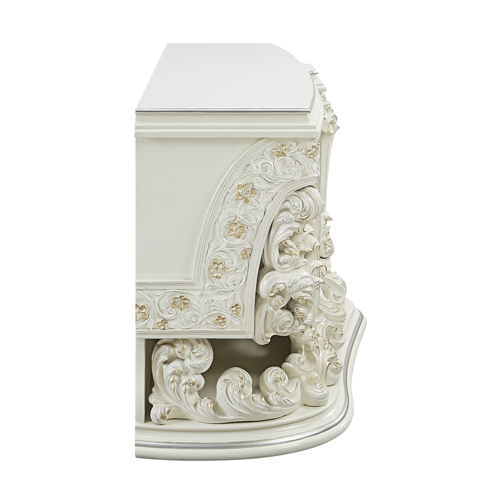 Dresser 5