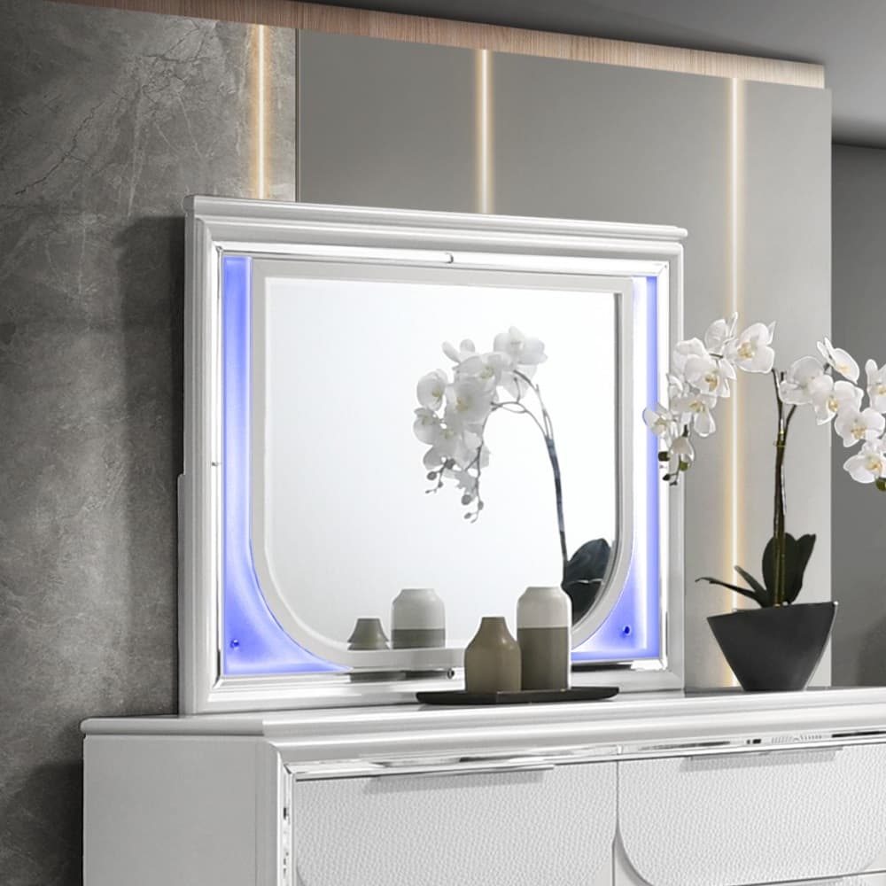 Mirror W/LED