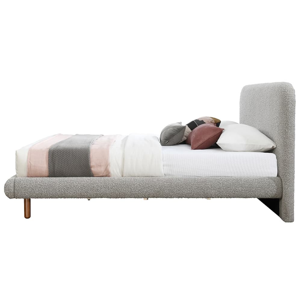 Queen Bed 4