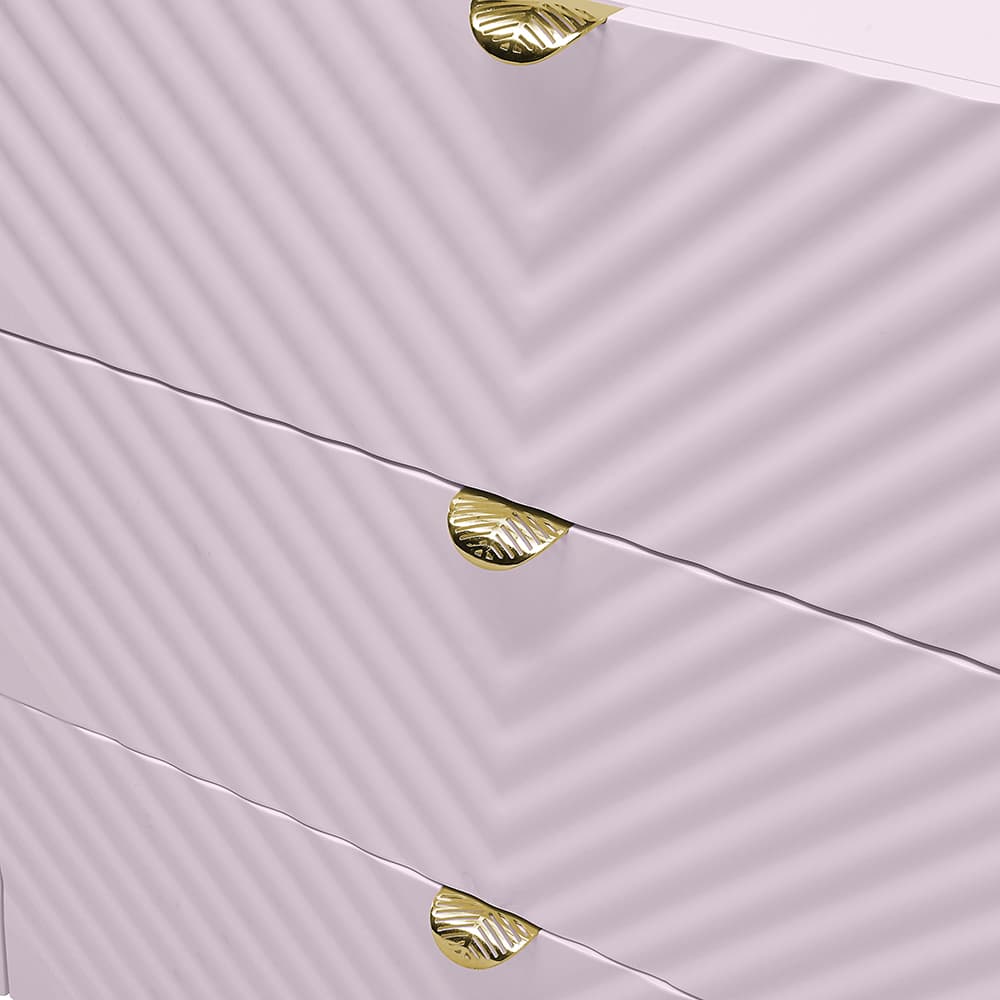Dresser 9
