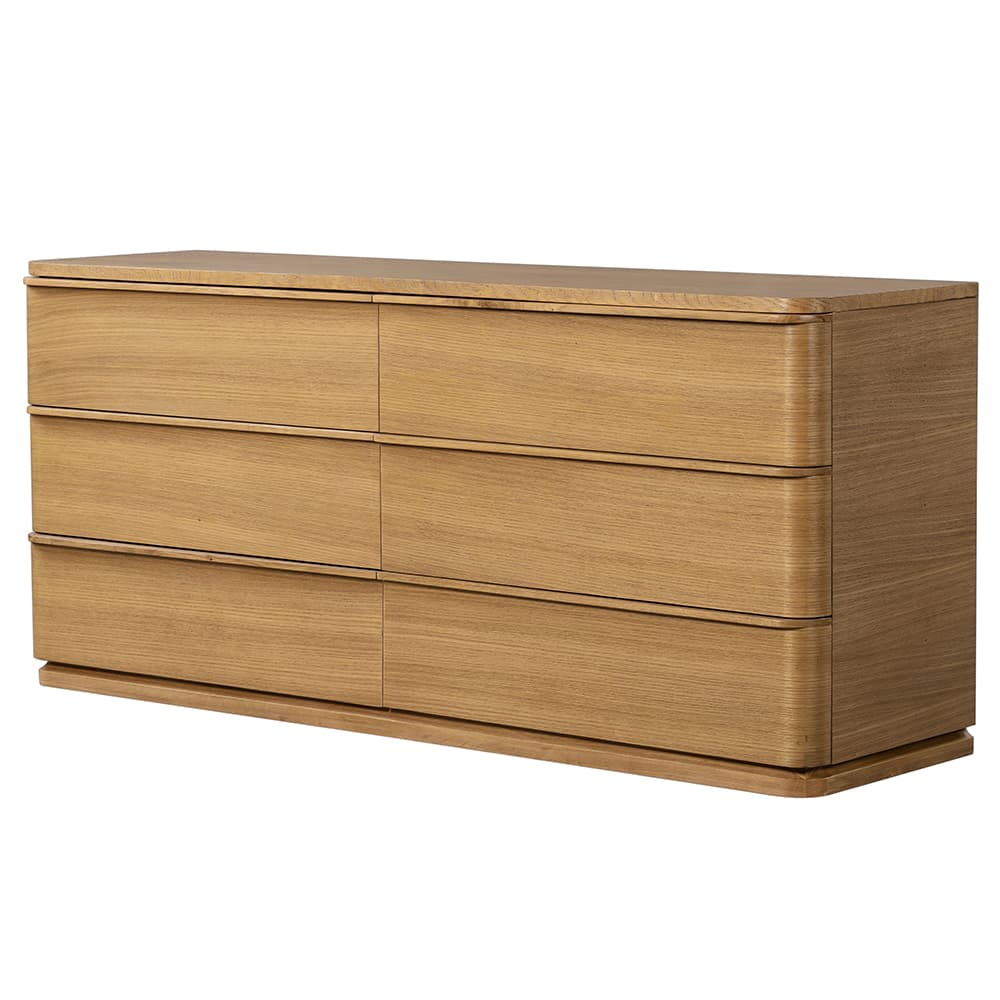 Dresser 3