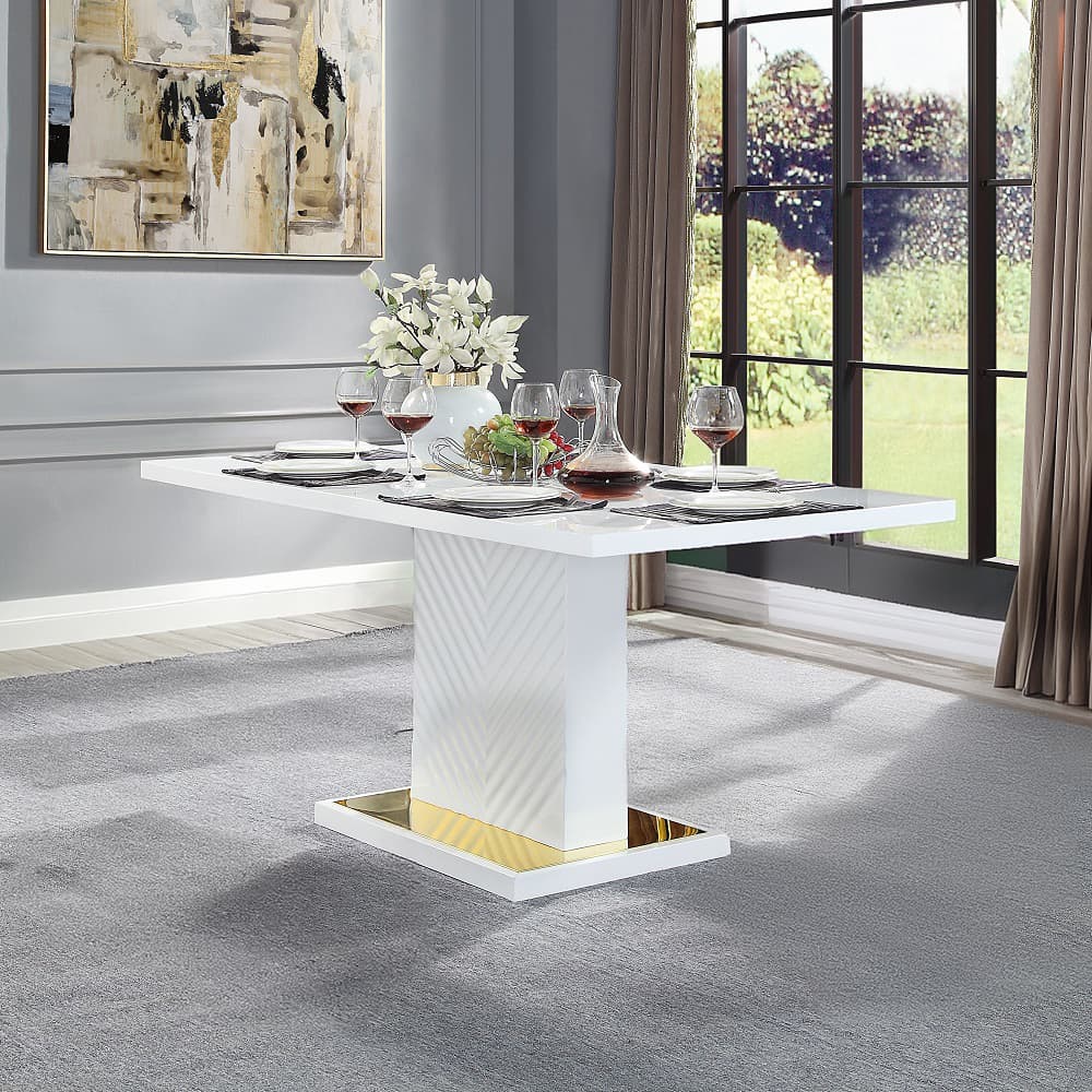 Dining Table W/Pedestal Base