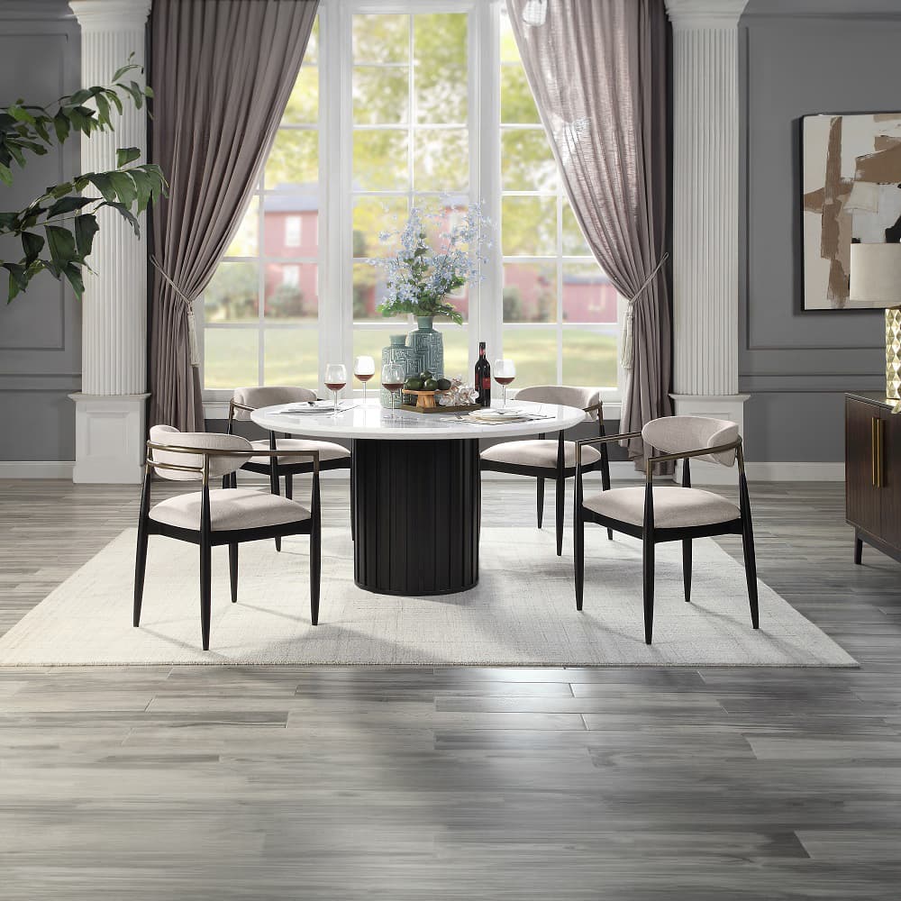 Round Dining Table 5
