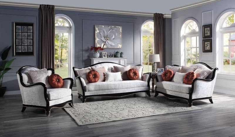 Sofa W/7 Pillows 6