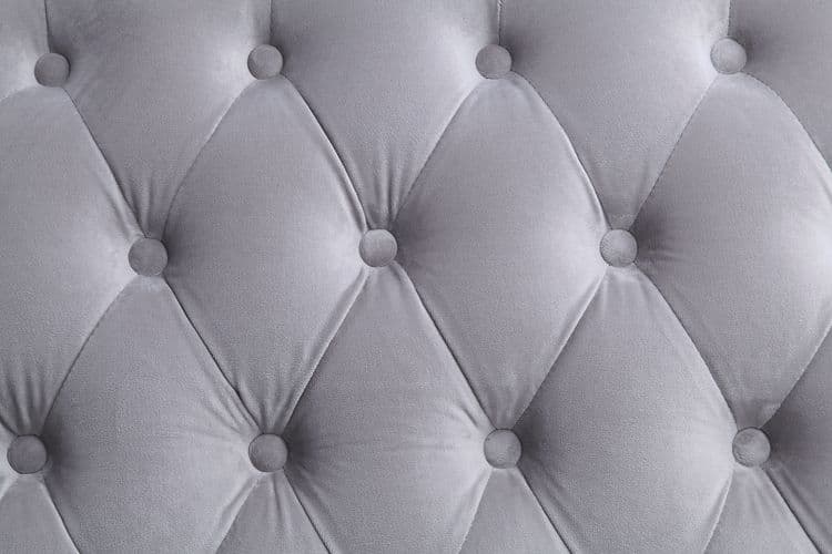 Sofa W/6 Pillows 5